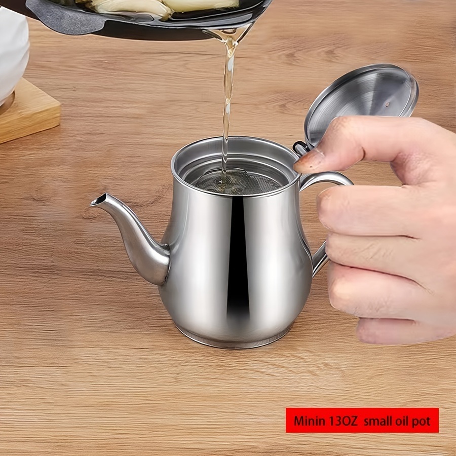dropship 1pc Mini Stainless Steel Oil Pot With Strainer; Condiment Pot; 13oz; Small Stainless Steel Oil Pot