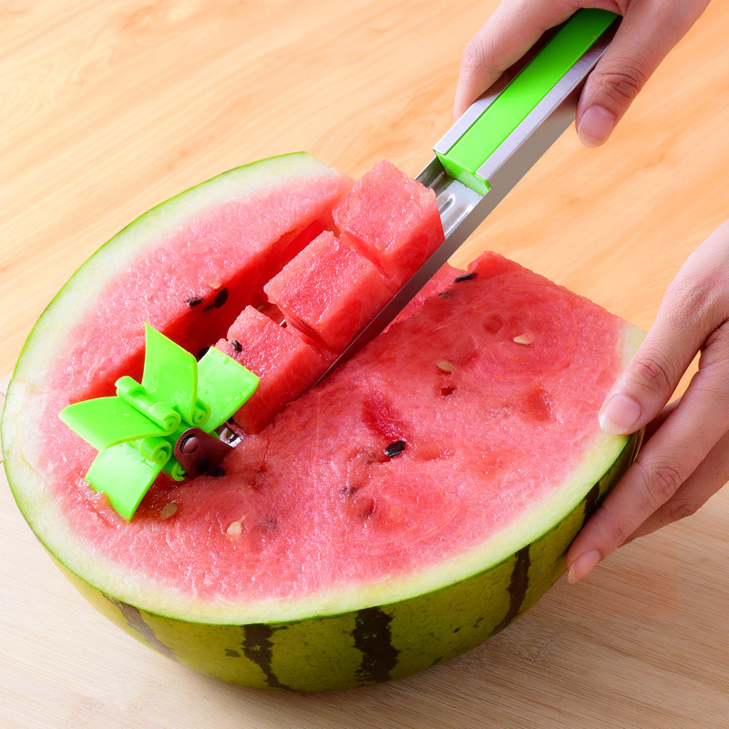 dropship Watermelon Knife Stainless Steel Pinwheel Design Easy To Cut Watermelon Slices Kitchen Gadgets Salad Fruit Slicing Knife Tool