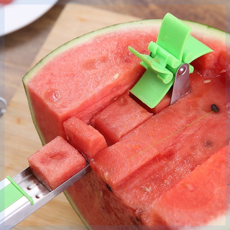 dropship Watermelon Knife Stainless Steel Pinwheel Design Easy To Cut Watermelon Slices Kitchen Gadgets Salad Fruit Slicing Knife Tool