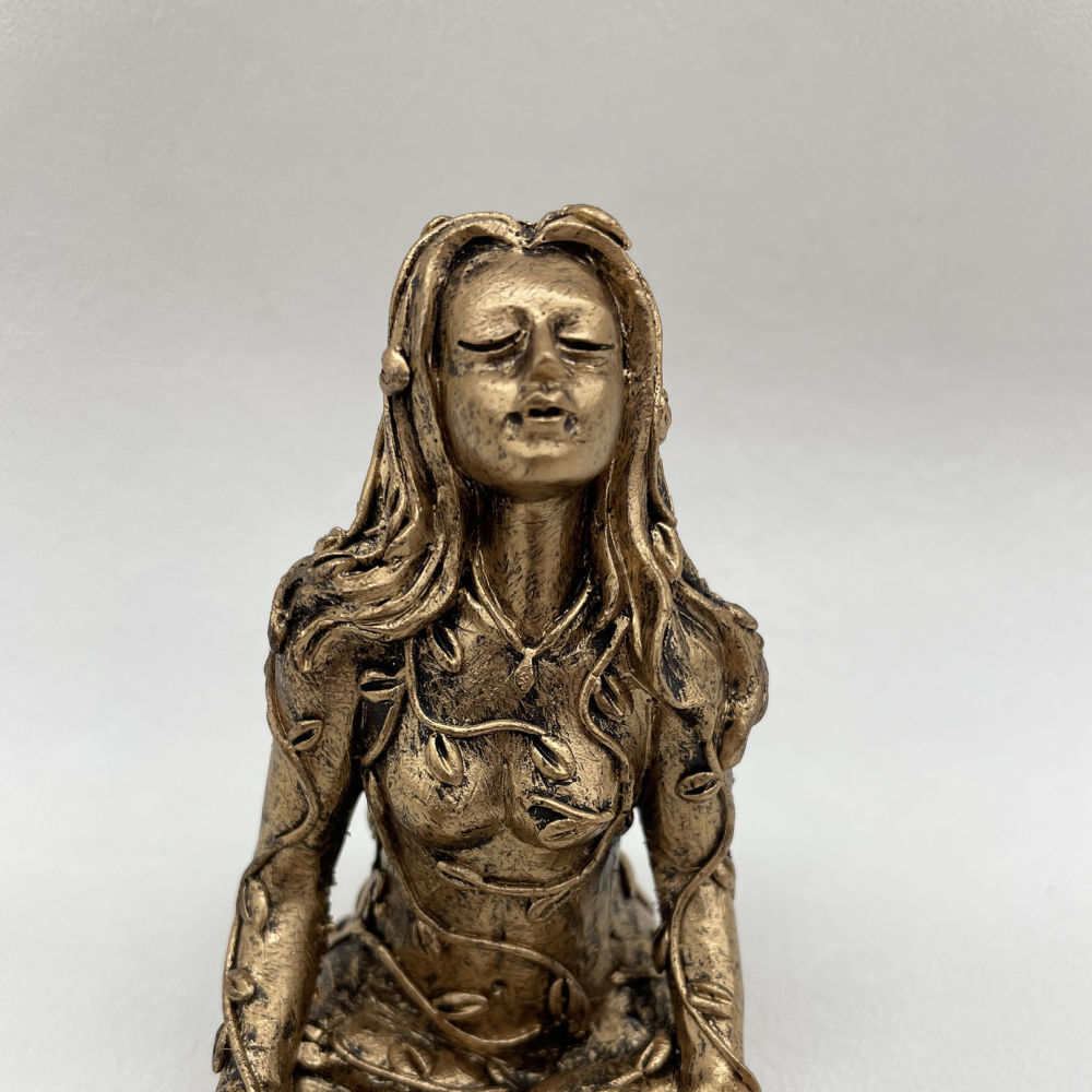 dropship Mother Earth Statue Mini Gaia Fairy Decorative Buddha Statue Decorative Figurines Goddess Healing Chakra Meditation Home Decor