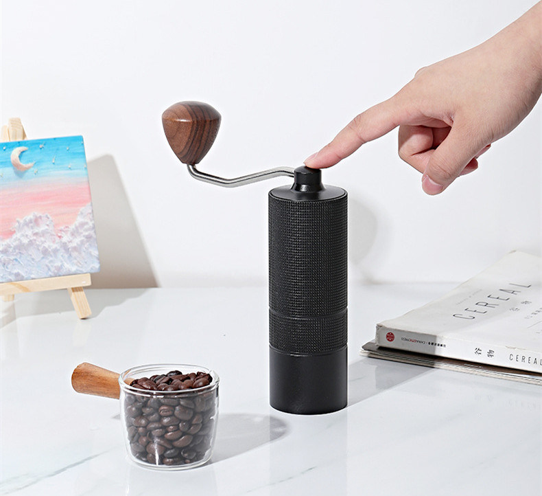 dropship Portable Manual Coffee Bean Grinder High Quality CNC Stainless Precision Steel Core Bean Crusher Kitchen Supplies