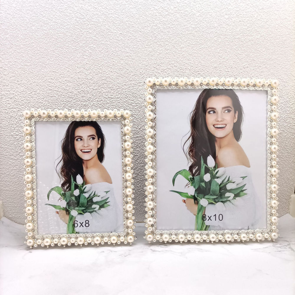 dropship High Quality Metal Photo Frame Pearl European Home Ornament Table Decor Embellished Fashion Bedside Table Living Room Kids Adult