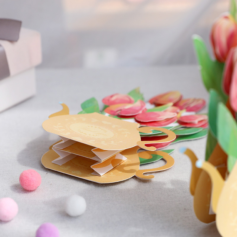 dropship 1pc New 3D Tulip Flower Greeting Card; Birthday Blessing Creative Handmade Paper Carving Ornament Greeting Card For Mom; Message Blessing Card