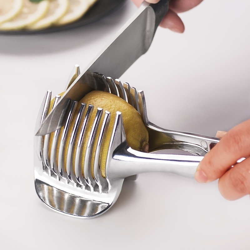 dropship 1pc Tomato Lemon Slicer Holder, Round Fruits Onion Shredder Cutter Guide Tongs With Handle, Stainless Steel Kitchen Cutting Potato Lime Food Stand