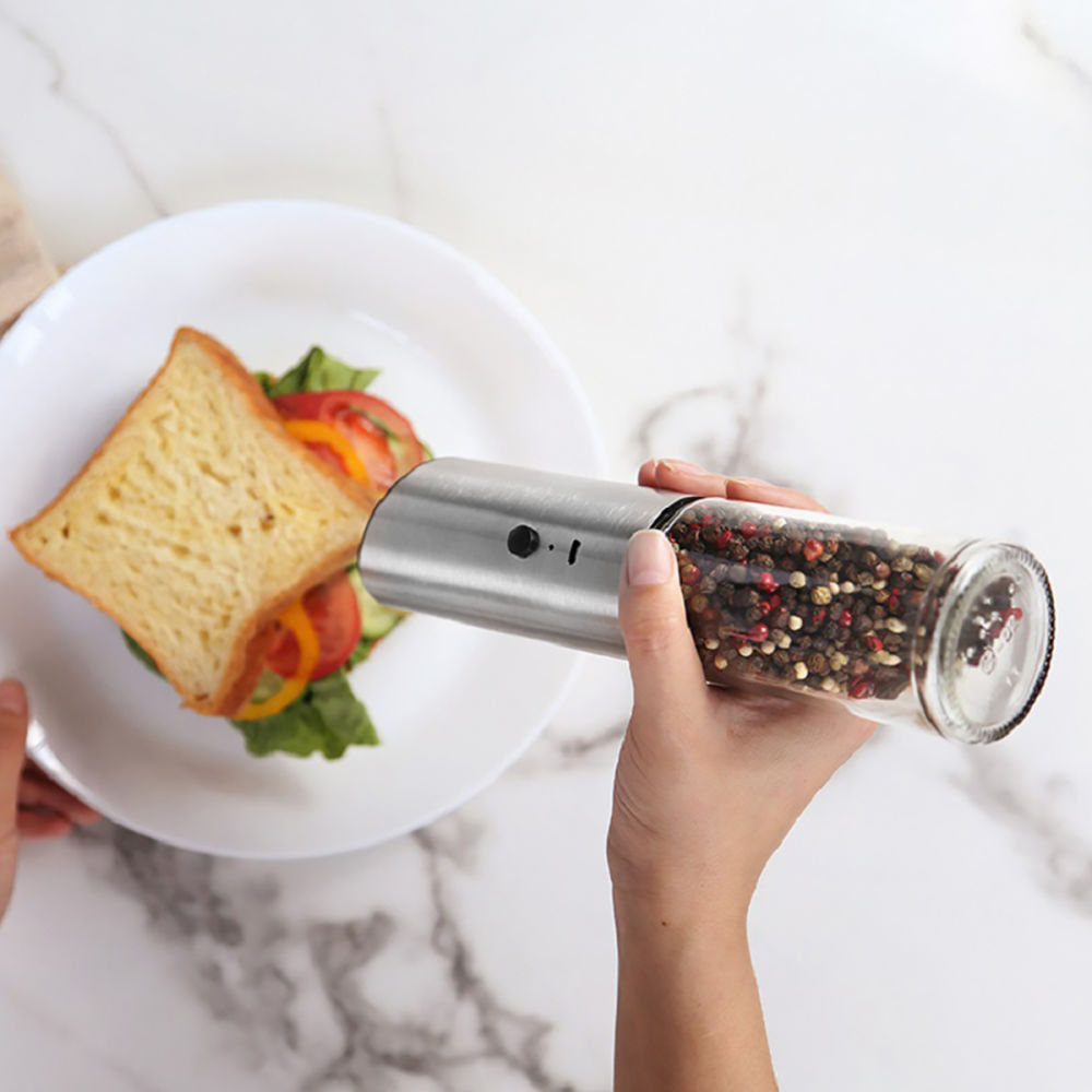 dropship Electric Pepper Grinder 3W Handheld Automatic Pepper Mill USB Charging Pepper and Salt Grinder Electric Spice Grinder with