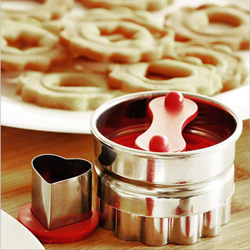 dropship 6 Pieces Cookie Cutter Set, Stainless Steel Pastry Baking Molds Star Heart Shaped Biscuit Mold Sandwich Cutter Vegetable Cutters