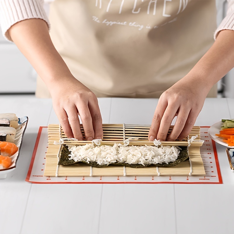 dropship 1pc Silicone Kneading Board; Thicken Multifunctional Non-stick; Roll Up Receive Kneading Pad; 40*60cm/15.7*23.6in; 26*29cm/10.2*11.4in