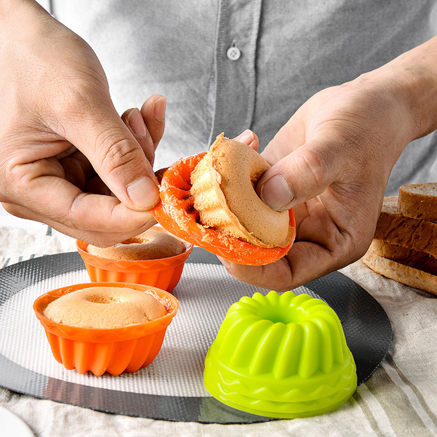 dropship 12pcs/Set, Silicone Baking Cups, Reusable Cupcake Liners, Home Cake Molds, Standard Size Muffin Liners, Dishwasher Safe, Baking Tools, Kitchen Gadgets, Kitchen Accessories