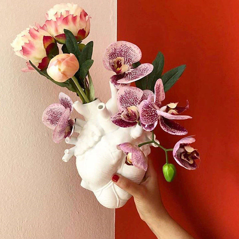 dropship Vase In The Shape Of Human Heart; Home Decoration; Desktop Art Craft Ornament; Exquisite And High-end Indoor Vase; Organ Design Flower Container