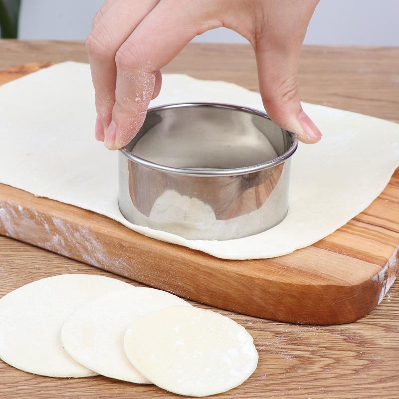 dropship 3pcs/Set; 2.36in/2.76in/3.15in; Stainless Steel Circle Mold & Hand Press Set; Cookie Cutter; Dumpling Press; Cooking Accessories Baking Tools