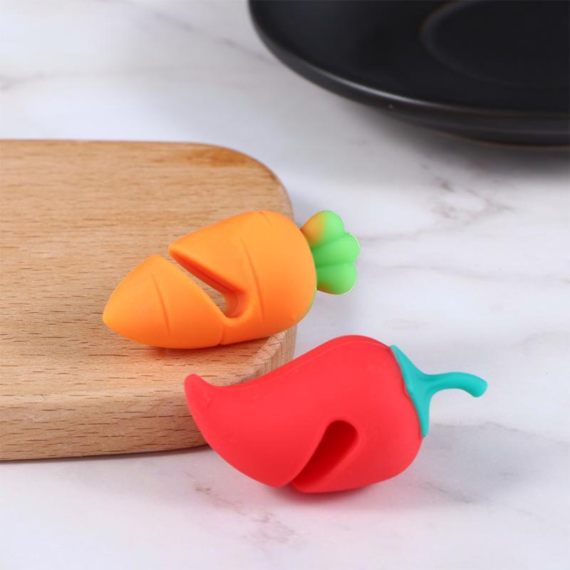 dropship 1pc Splash-Proof Pot Lid Holder Silicone Heat-Resistant Overflow-Proof Plug Pot Lid Lifter Creative And Durable Special Kitchen Tool