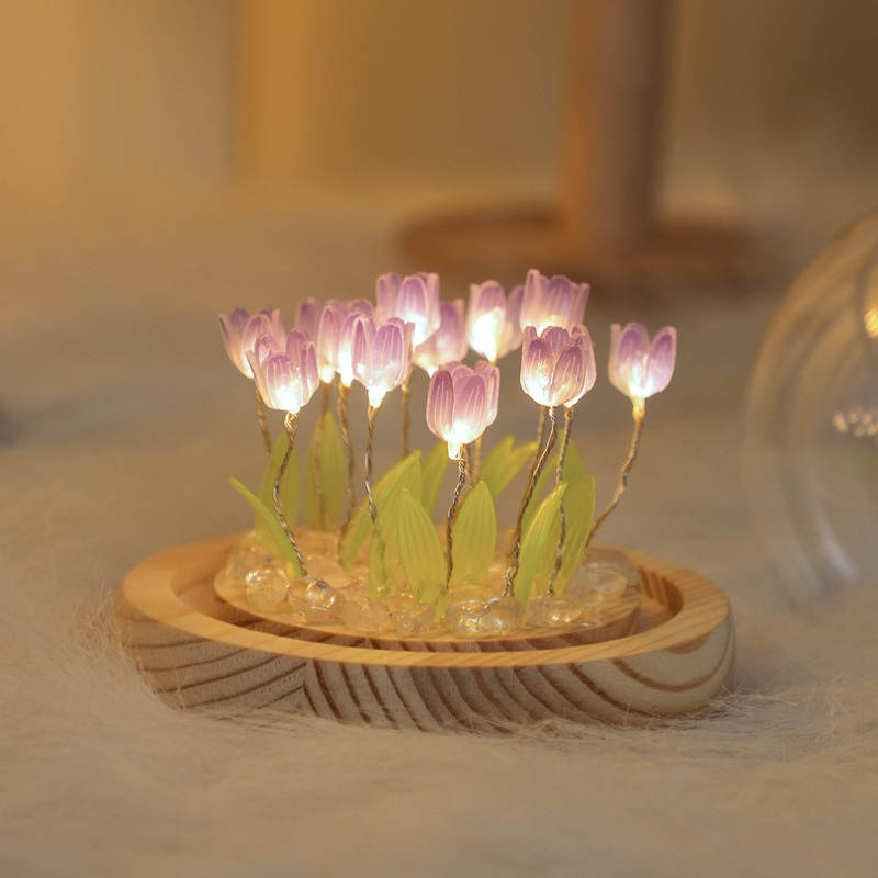 dropship 1pc Tulips Gifts For Women Flower Gifts For Her Gifts For Women Birthday Xmas Gift For Mom; Artificial Decor In Glass Dome With Led Light Night Light; Women Gifts For Her; Mom