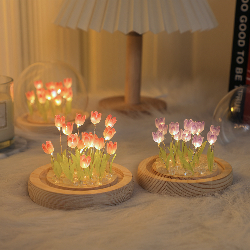 dropship 1pc Tulips Gifts For Women Flower Gifts For Her Gifts For Women Birthday Xmas Gift For Mom; Artificial Decor In Glass Dome With Led Light Night Light; Women Gifts For Her; Mom