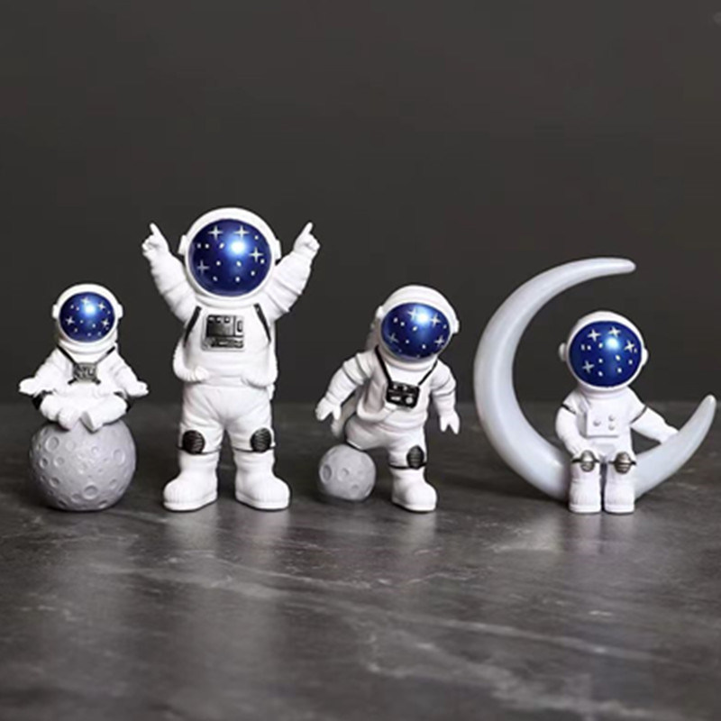 dropship 4pcs Small Creative Astronaut Ornaments; Desktop Ornaments; TV Cabinet Ornaments
