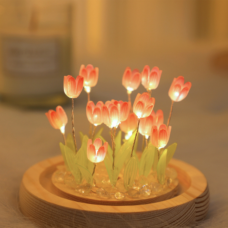 dropship 1pc Tulips Gifts For Women Flower Gifts For Her Gifts For Women Birthday Xmas Gift For Mom; Artificial Decor In Glass Dome With Led Light Night Light; Women Gifts For Her; Mom