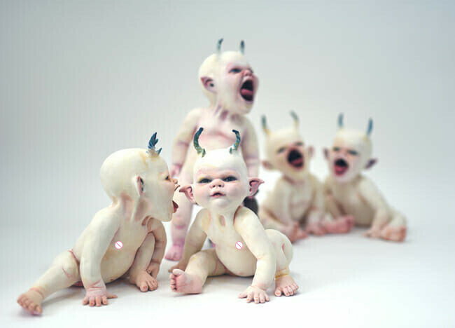 dropship Resin Zombie Baby Dolls Scary Baby Resin Figurine Ornament Collection Model Haunted Halloween Decor Props Supplies Desktop Decor