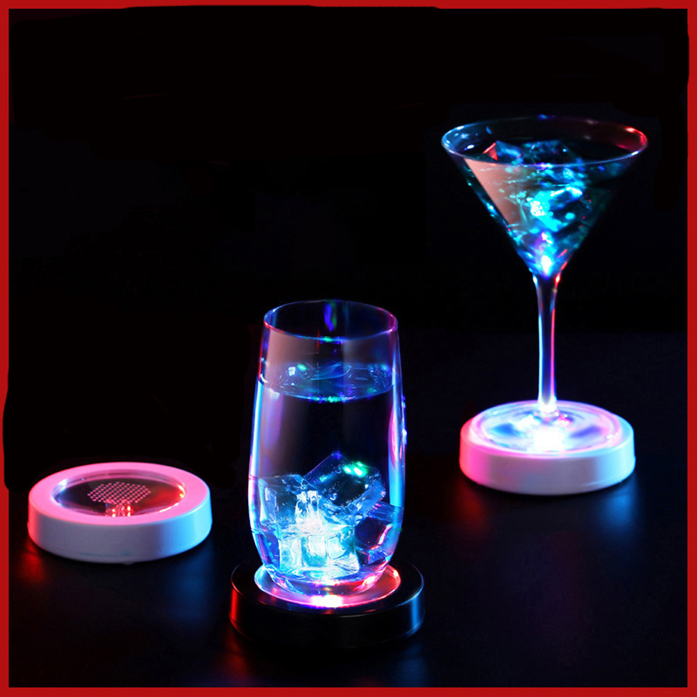 dropship Glow Bottle Sticker USB Rechargeable Coaster Led Coaster Light Flashing Cup Mat Multi Color Light Up Club Bar Wedding Decoration