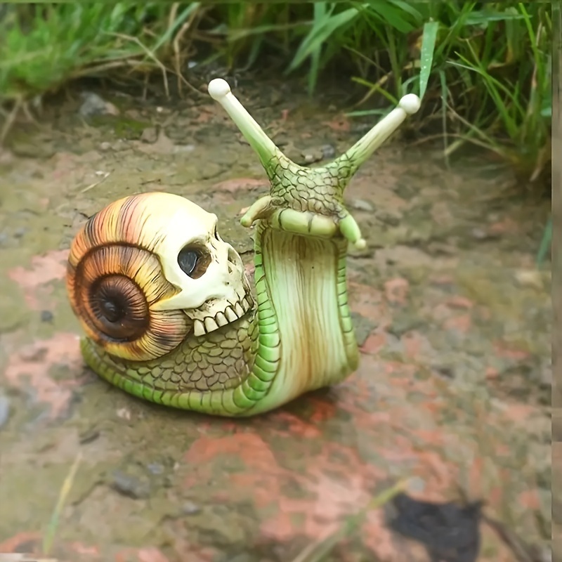 dropship 1pc Resin Snail Skull Statue, Snail Garden Animal Sculpture, Halloween Skull And Snail Indoor Outdoor Patio Lawn Courtyard Decoration Home Deor