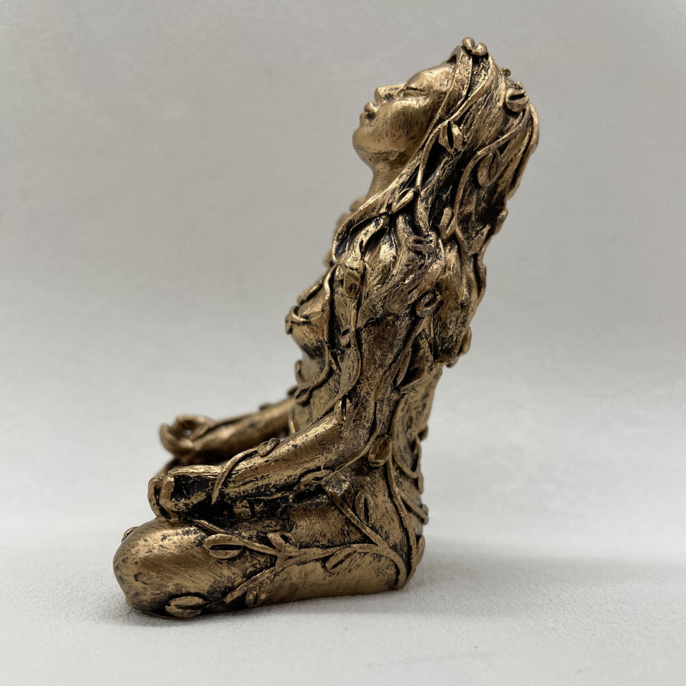 dropship Mother Earth Statue Mini Gaia Fairy Decorative Buddha Statue Decorative Figurines Goddess Healing Chakra Meditation Home Decor