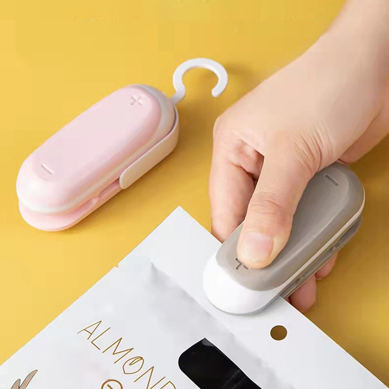 dropship 1pc; Mini Portable Sealer; Home Sealer; Heat Sealer Hand Press Sealing Clip; Battery Not Included