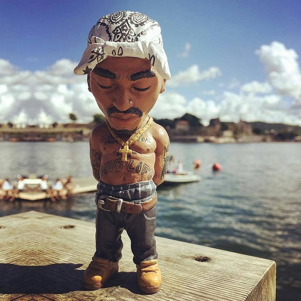dropship Gift for Hip Hop Lover Figurines Alkyne Legend Commemorative Resin Figurines Ornament Handmade The Late Rap Music Star Sculpture