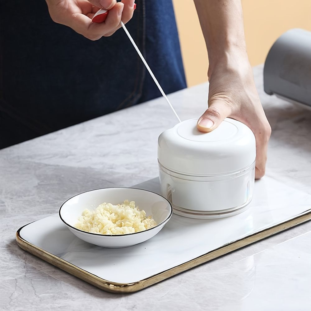 dropship Durable Manual Garlic Mincer; Hand Held Pull Food Chopper