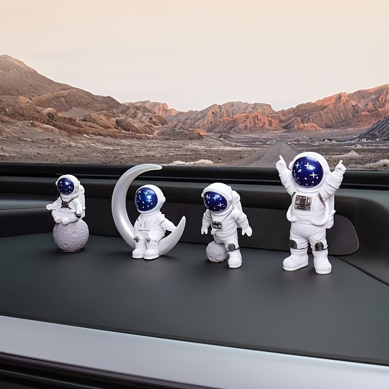 dropship 4pcs Small Creative Astronaut Ornaments; Desktop Ornaments; TV Cabinet Ornaments