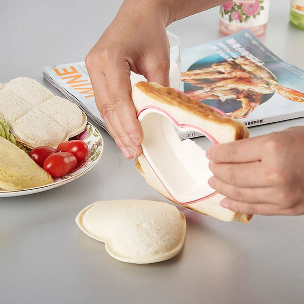 dropship 1pc Heart Sandwich Cutter And Sealer, Decruster Bread Sandwich Maker Cutters Make, DIY Pocket Sandwiches Mold Square Shape, Decruster Sandwich Maker For Kids, Family Kitchen Tools