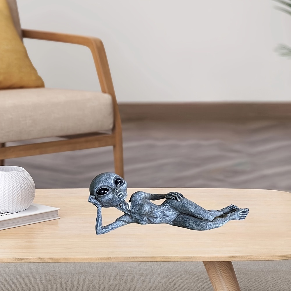 dropship 1pc Alien Resin Statues Figurine; Halloween Creative Statues; Home Decor Garden Decoration